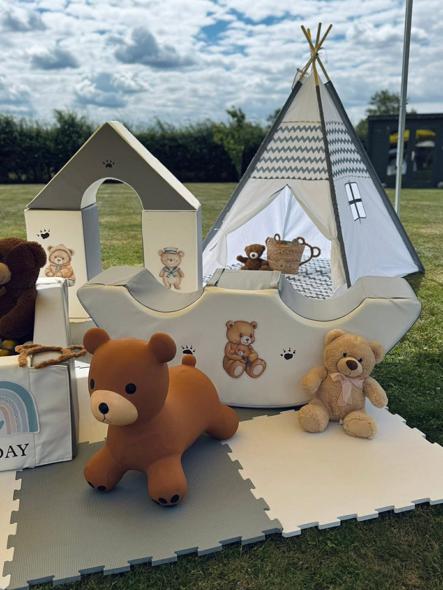 Bear Themed Sticker Set Up