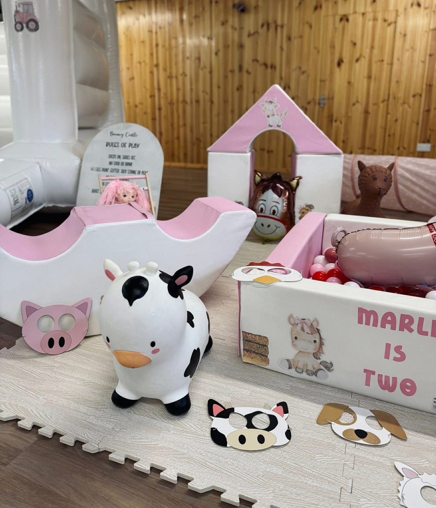 Farm Themed Sticker Set Up