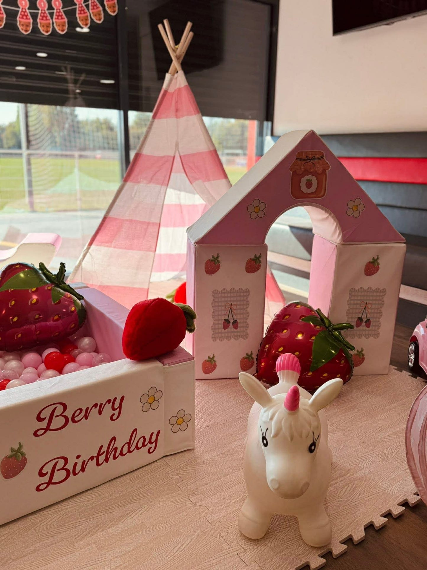 Berry Themed Sticker Set Up