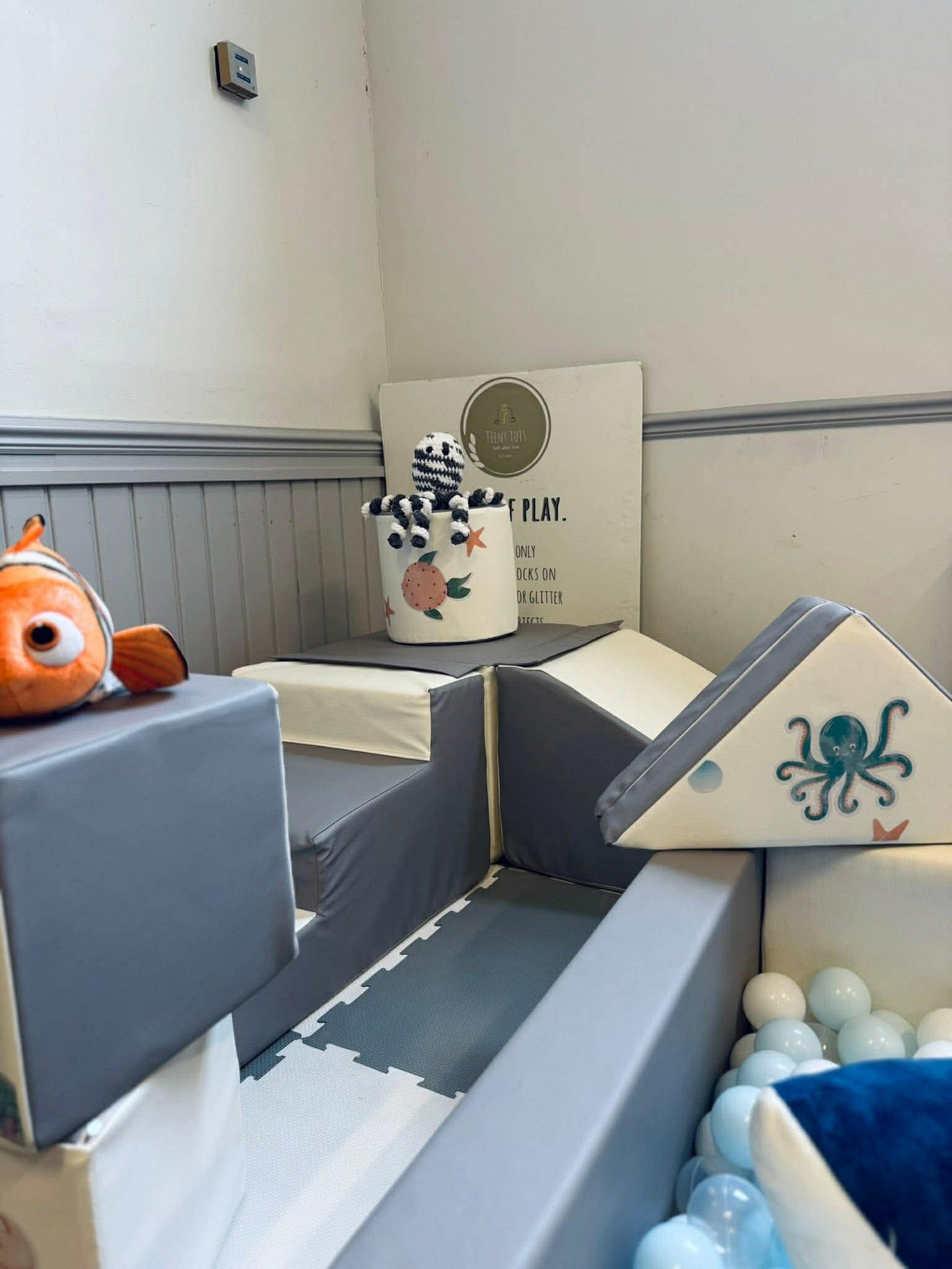 Under The Sea Themed Sticker Set Up