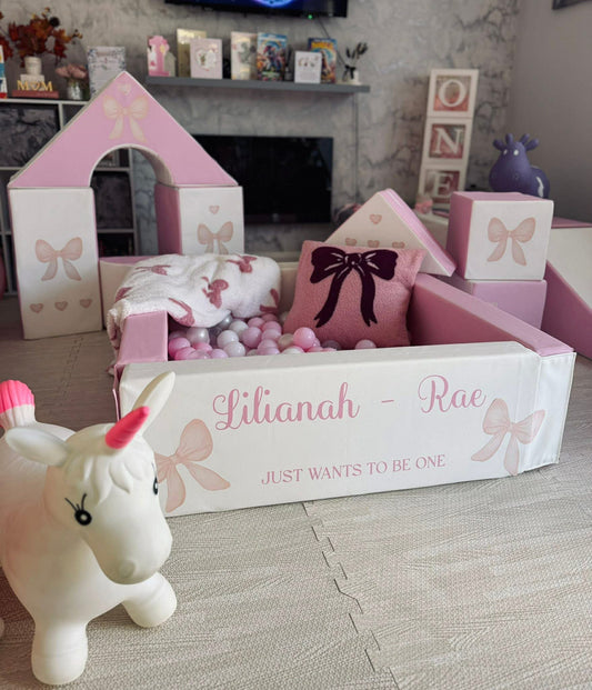 Bow Themed Sticker Set Up