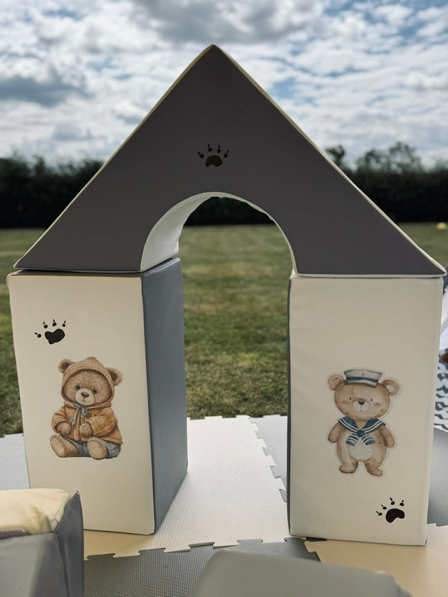 Bear Themed Sticker Set Up